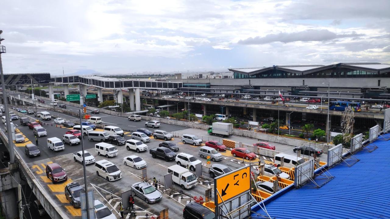 Palm Tree Condos Near Mnl Airport Terminal 3 By Elr Manila Exterior foto