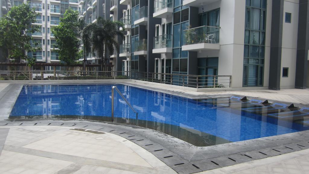 Palm Tree Condos Near Mnl Airport Terminal 3 By Elr Manila Exterior foto